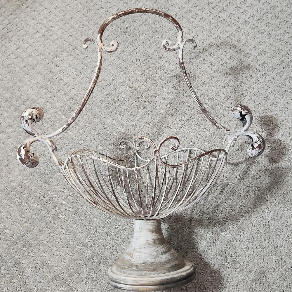 Shabby Chic Style French Metal Wire Basket Chippy Wooden Pedestal Planter